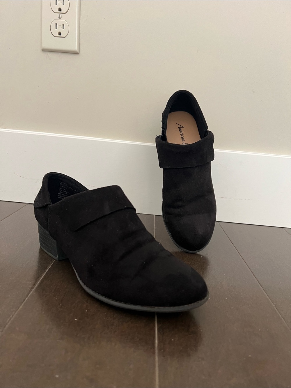 American Eagle Outfitters Black Suede Slip-On Heeled Loafers